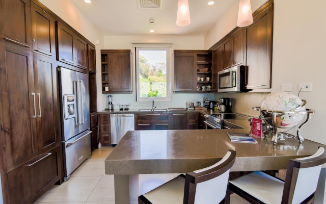 Miramar 5B 2 bdr Ocean View in Los Suenos