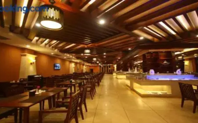 Ramada Plaza by Wyndham Xishuangbanna South