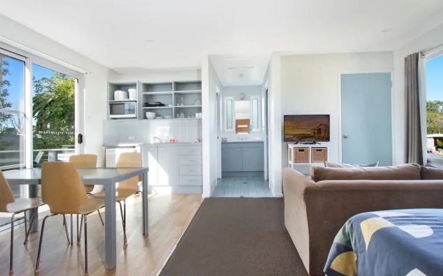 Huskisson Holiday Motel Cabins