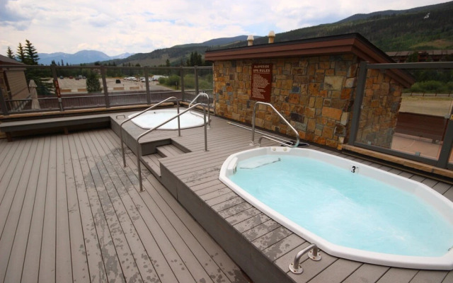 Slopeside 2753a