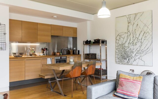 Spacious 2BR Modern Home in Shoreditch