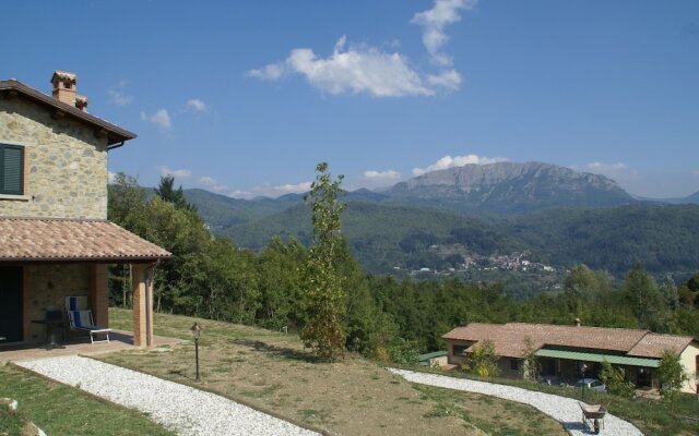 Scenic Home in Camporgiano With Swimming Pool