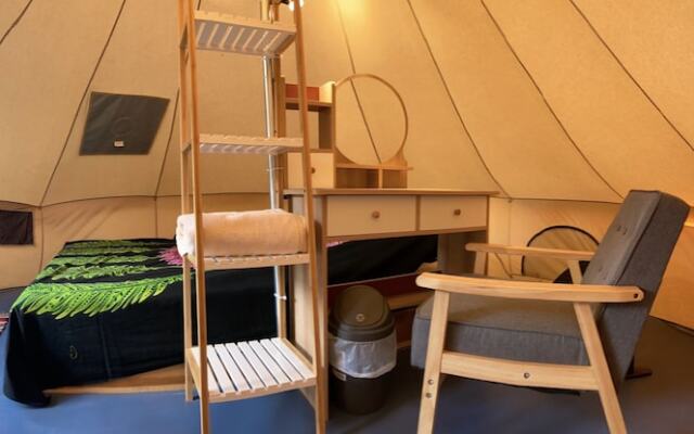 TamaHostel & Glamping