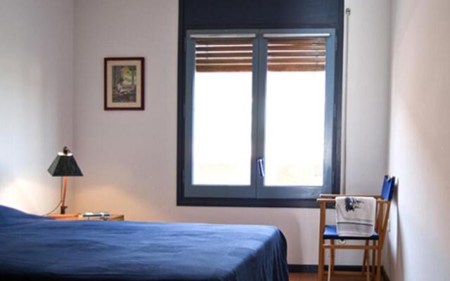 At303 Botigues de Mar