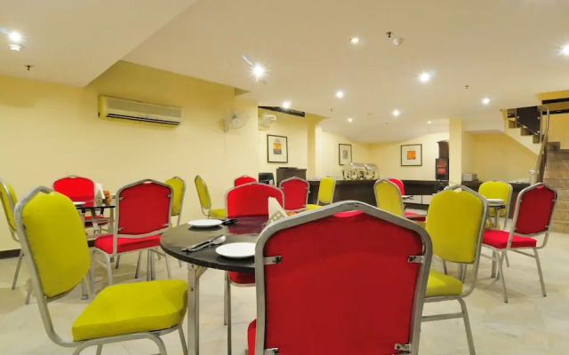 Hotel Aura @ Airport