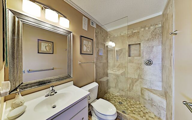 1403hhre 2 Bedroom Condo