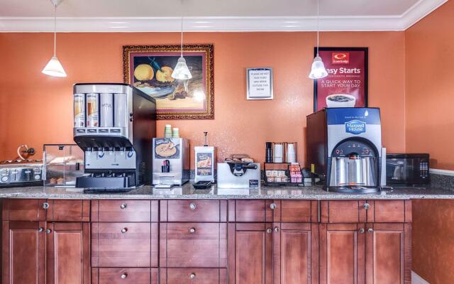 Econo Lodge Lake Charles University Area