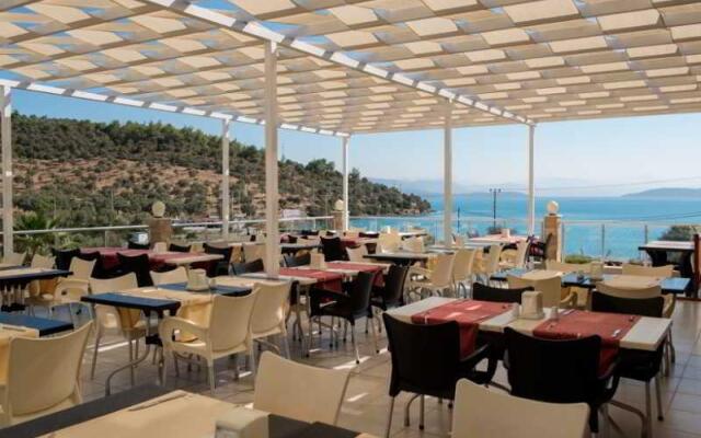 Corendon Iassos Modern Hotel