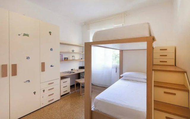 Vespucci Blue Apartment by Wonderful Italy
