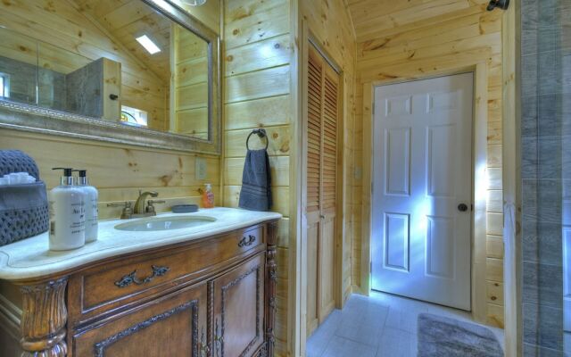 Treehouse Ellijay Star5vacations