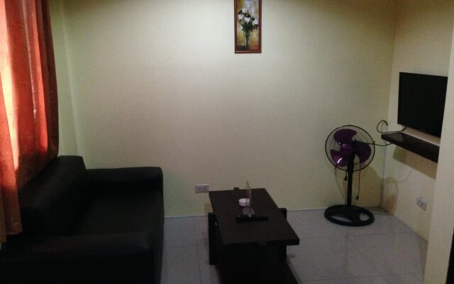 Poleng Suites Hotel