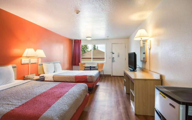 Motel 6 Vancouver, WA