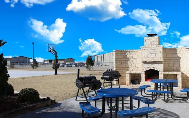 Target Hospitality - Carlsbad Lodge