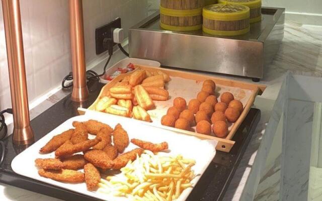 GreenTree Eastern Huaian Suning Plaza Huaihai Road