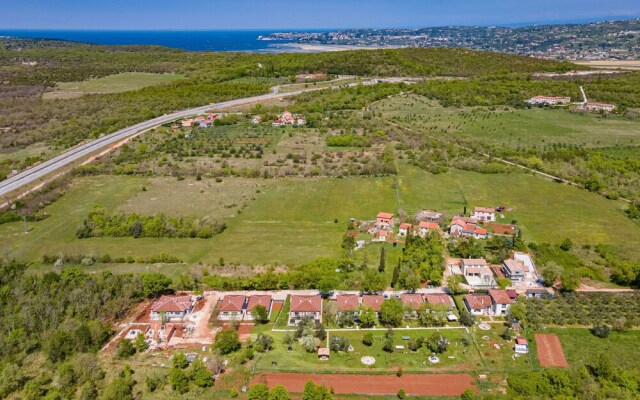 Noa Kaldanija in Kaldanija