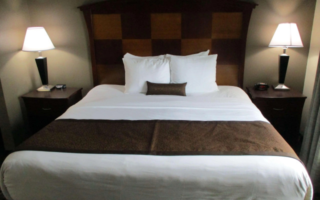 Best Western Carthage Inn & Suites