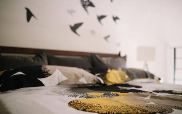 Center Street Apartment