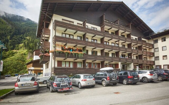 Appartement Casa Alpina by HolidayFlats24