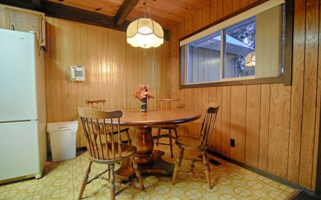 372 Rim Drive - 3 Br Home