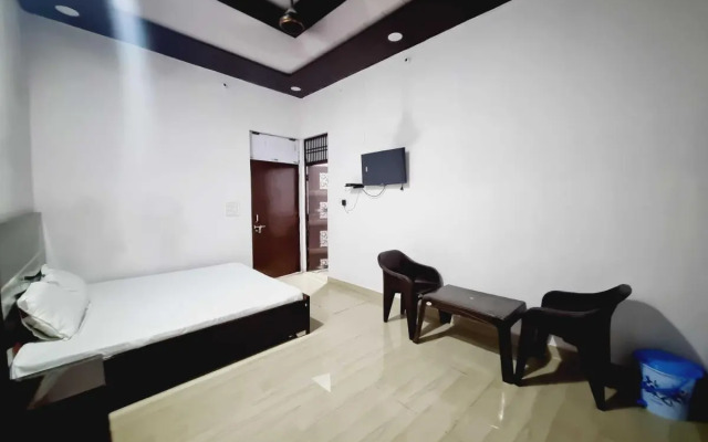 Oyo 701386 Hotel Shiva & Restaurant