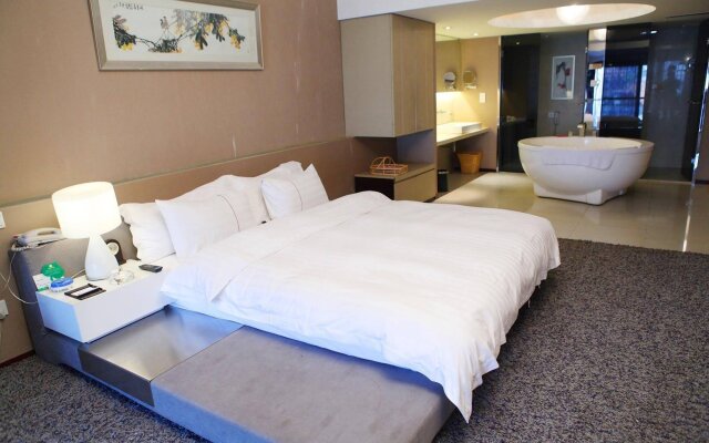 Wuhan Palm Spring International Hotel