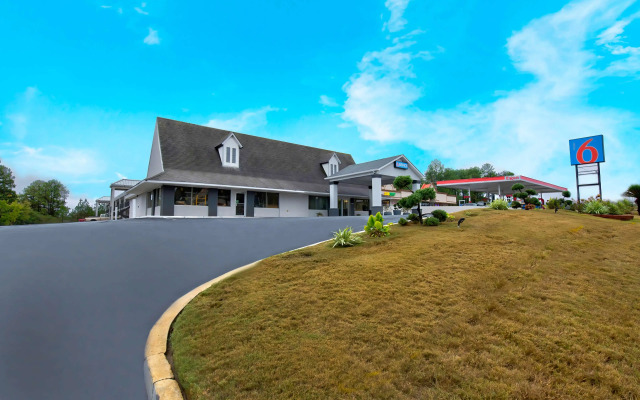 America's Comfort Lodge