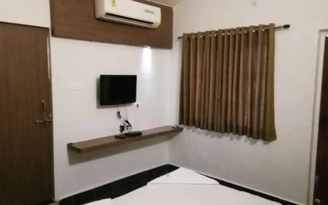 Royal Baga Residency