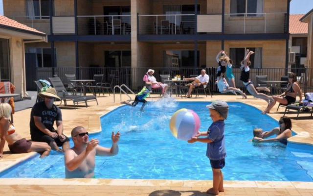 Pinnacles Edge Resort
