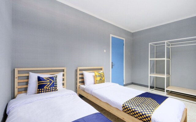 Omajo by OYO Rooms