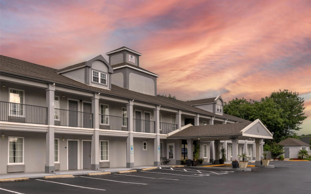 SureStay Plus Hotel by Best Western Asheboro