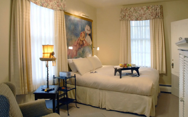 The Charles Hotel
