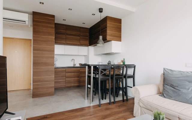 ShortStayPoland Kolejowa - B10