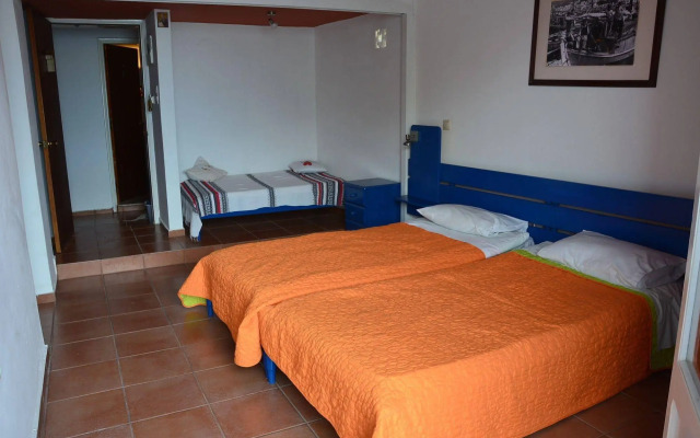 Themis Hotel
