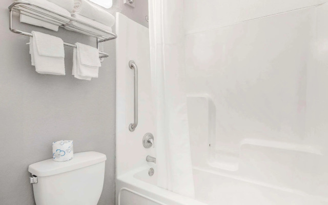 Quality Inn & Suites Hardeeville - Savannah North
