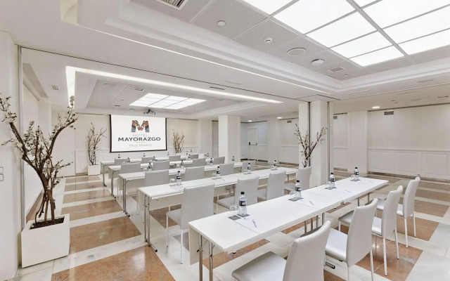 Отель Mayorazgo