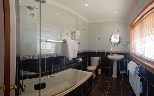 Loch Roag Guest House & Eshcol Guest House