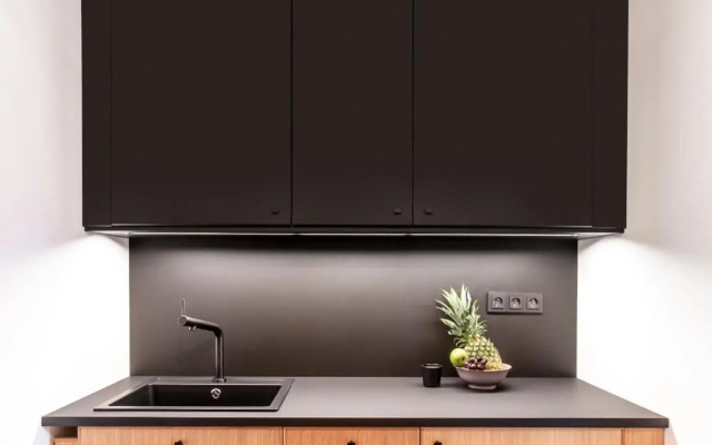 TurnKey Apartment Train Station