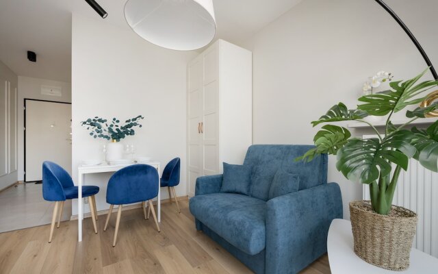 Komputerowa Studio Warsaw by Renters