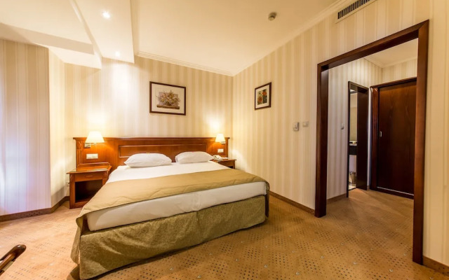 Ramada Hotel and Suites Bucharest North