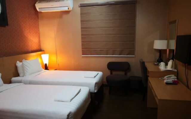 Shmoukh Hotel