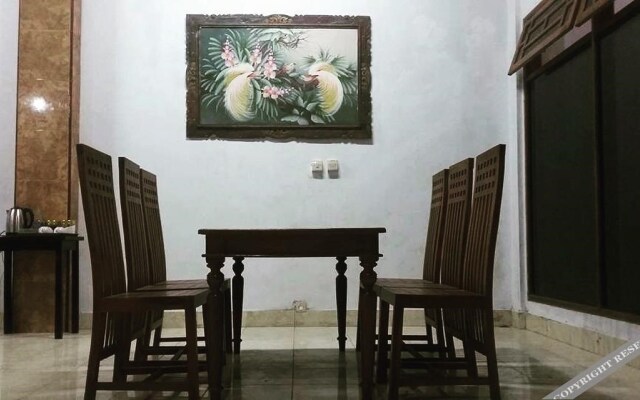 Ratih Bali Hostel