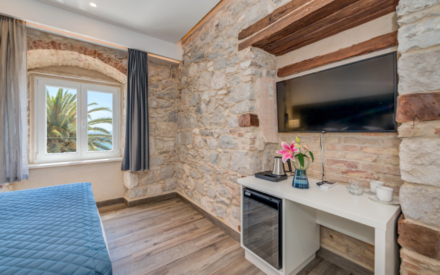 Palms Promenade Luxury Rooms
