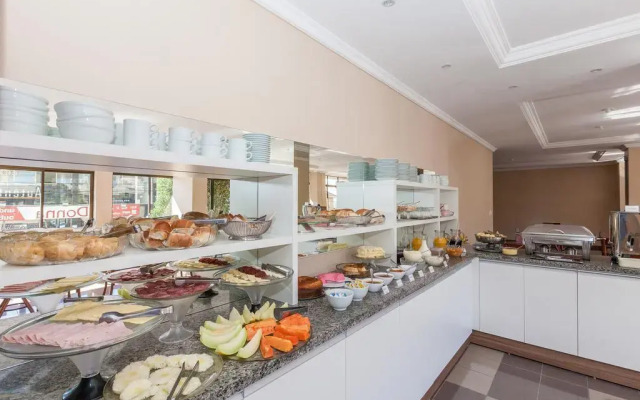 Hotel Letto Caxias