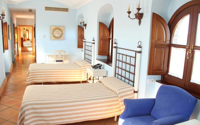 TUGASA Hotel Castillo de Castellar