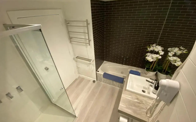 Comfort Inn Lorneview Apartments