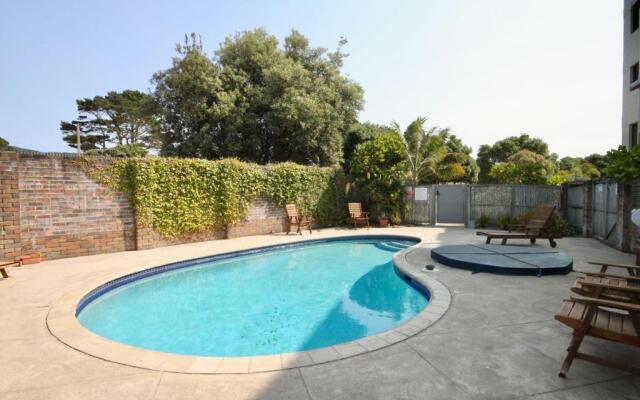Beachfront Heights - Pauanui Holiday Apartment