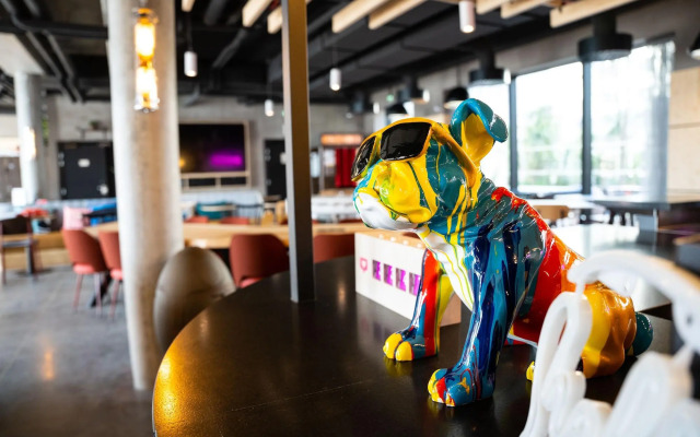 Moxy Bordeaux Hotel
