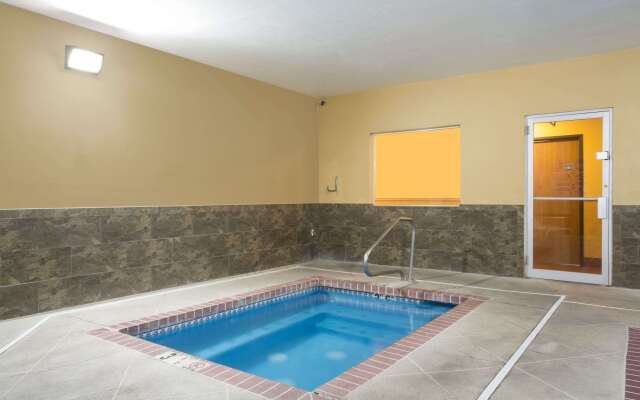 Days Inn by Wyndham Hurricane/Zion National Park Area