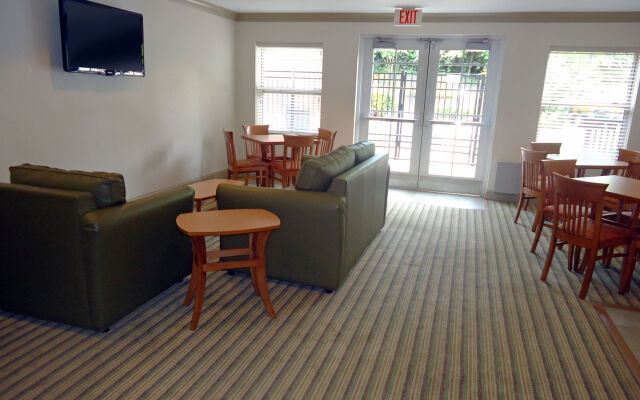 Extended Stay America Suites Greensboro Airport