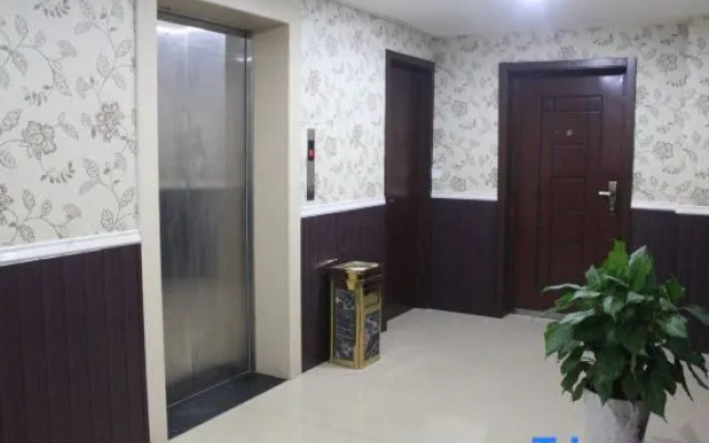 Ruiji Business Hotel